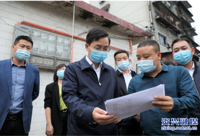 聚焦十大重点工作•风险大防控｜杨理诚：坚决把房屋安全隐患控制在源头、消除在萌芽状态