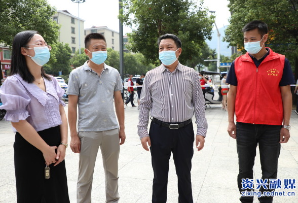 聚焦十大重点工作•风险大防控|陈占华督导区域核酸检测工作