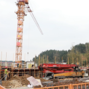 直击灾后重建 | 与时间赛跑 全力推进搬迁安置