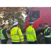 我市开展道路交通安全整治年联合执法行动