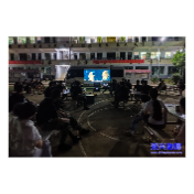 直击灾后重建｜别样“七夕”：忙碌一天 看场影片