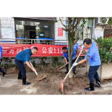迎战“格美”▏携手共渡难关 资兴城管显担当