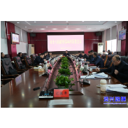 陈占华主持召开市政府第46次常务会议