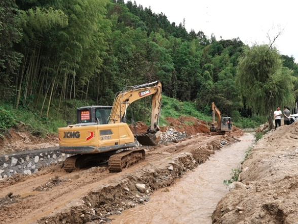 聚焦灾后重建 ▏八面山瑶族乡：完成河道疏浚31公里、护岸14公里