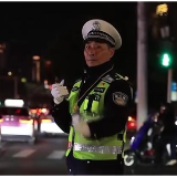 900100544曾祥富，今天是您的最后一班岗，感谢您四十年如一日……100544收到！曾祥富执勤完毕