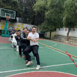 回龙山瑶族乡举办趣味运动会迎“五一”