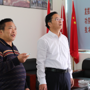 杨理诚督导森林防火、乡村振兴等工作