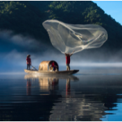 全力争当郴州打造“一极六区”排头兵 | 东江湖渔民退水上岸吃上“生态旅游饭”