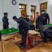 疫情防控进行时 | 资兴公安集中清理麻将馆