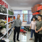 杨理诚督查森林防灭火、灾后恢复重建工作