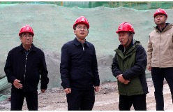 杨理诚调研督导灾后搬迁安置项目建设