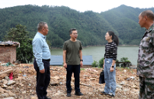 杨理诚调研灾后恢复重建和水上交通安全工作