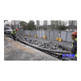 市市政维护管理中心：快速抢修故障灯 照亮夜间出行路