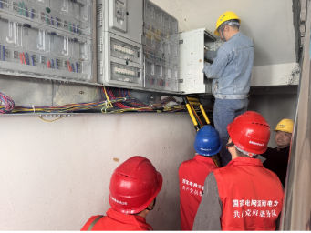 聚焦灾后重建|国网资兴供电公司:抢工期保供电 点亮安置户“安居梦”