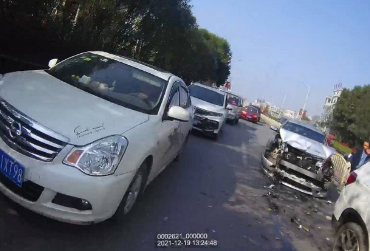 “四大”活动进行时 | 资兴交警通报一起道路交通违法事故