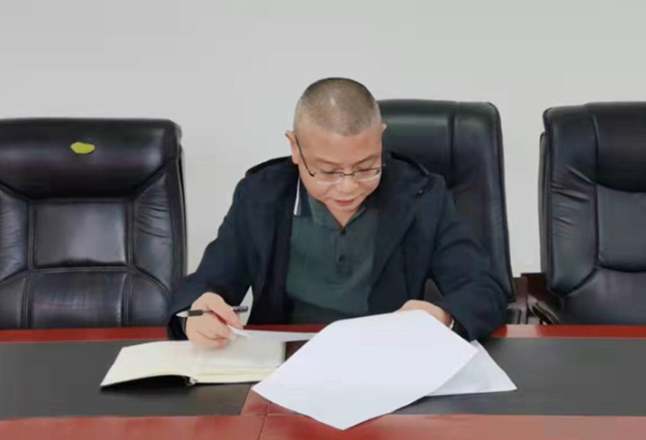 开局即决战 起步即冲刺——贯彻落实郴州“两会”精神访谈|聚焦民生办实事 当好群众健康“守门员” ——访资兴市卫生健康局党委书记欧小红