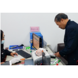 东江街道：积极为市民采集指纹信息