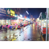 资兴城管：净化市容环境和活跃“地摊经济”两不误