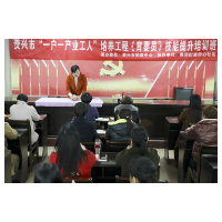 唐洞街道：育婴员技能免费培训进社区