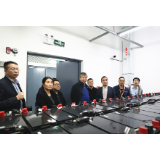 中国工程院院士江亿到资兴调研东江湖大数据产业