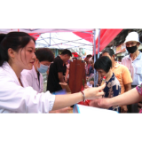 资兴市开展碘缺乏病防治日宣传活动 