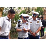 资兴：多部门联合检查车辆占用消防通道现象