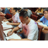 回龙山瑶族乡:学好用好《习近平谈治国理政》第三卷