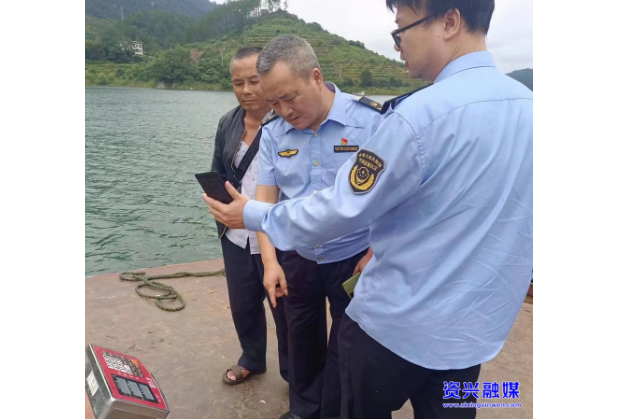 滁口镇：“小秤砣”护公平