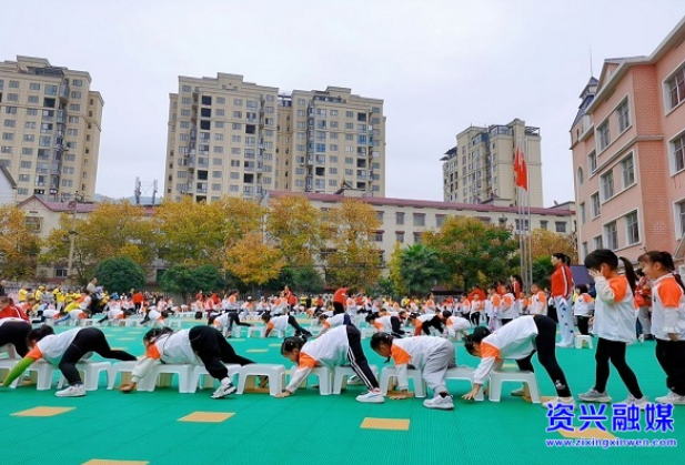 东江中心幼儿园：趣味“廉”运动 “童”筑强国魂