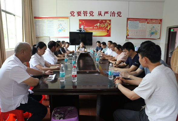 市人民法院：邀请代表委员参与庭审评议