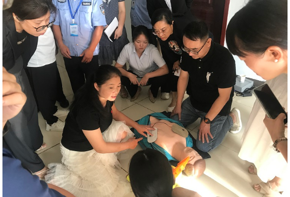 市政务服务中心开展现场救护“第一目击者”培训