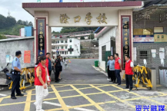 滁口镇：人大代表护航“开学季”