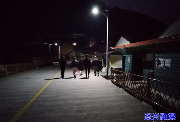 滁口镇：新路灯亮了 居民心热了