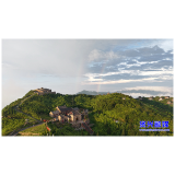 当好东道主 办好旅发会丨秋日回龙山：云海托日升 彩虹相映美