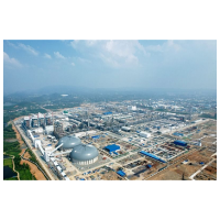 退一步，湖南长江边这座化工重镇迎来“海阔天空”