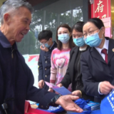 我市联合开展“5.15”打击和防范经济犯罪宣传活动