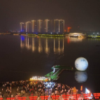 超级“黄金周”:祝福祖国 东江湖畔焰火飞天