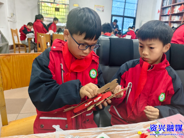 市图书馆开展庆元旦主题阅读活动