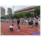 ”三位一体”润童心 家校社共育扬新风