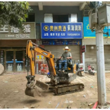 桂阳父子带挖机千里驰援贵州榕江