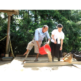 乡村“鸡倌”曹宏庚：脱贫致富路上“拄拐”前行