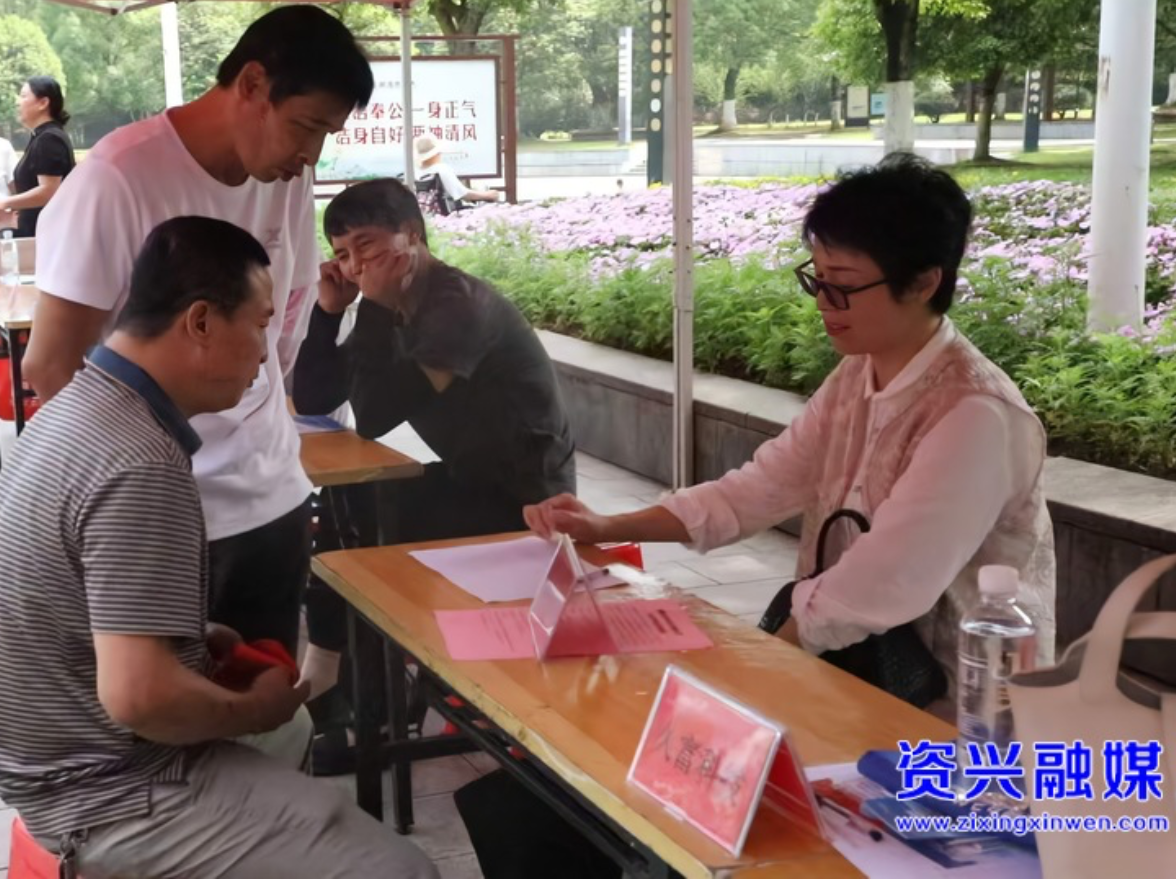 职引未来，筑梦青春！我市举行2026年高校毕业生春季专场招聘会