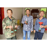 “一户一产业工人”培养工程丨资兴：贫困残友采蜜忙 阳光扶贫见成效