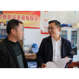 杨理诚调研硅石矿产资源开发利用、脱贫攻坚工作