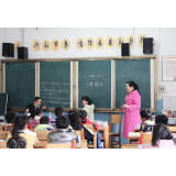 市三小开展“送教下乡”党建活动