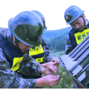 民兵“亮剑”  全力抗旱保增收