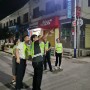回龙山瑶族乡新增22盏用电路灯