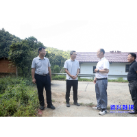 扛牢责任 务实作风 细化措施 统筹推进灾后重建与乡村振兴