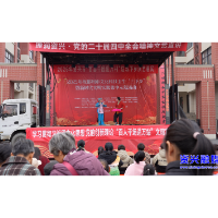 安置点里春意浓  “三下乡”送来“暖心大礼包”