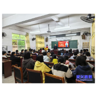 清江司法所送法进校园 护航学生成长
